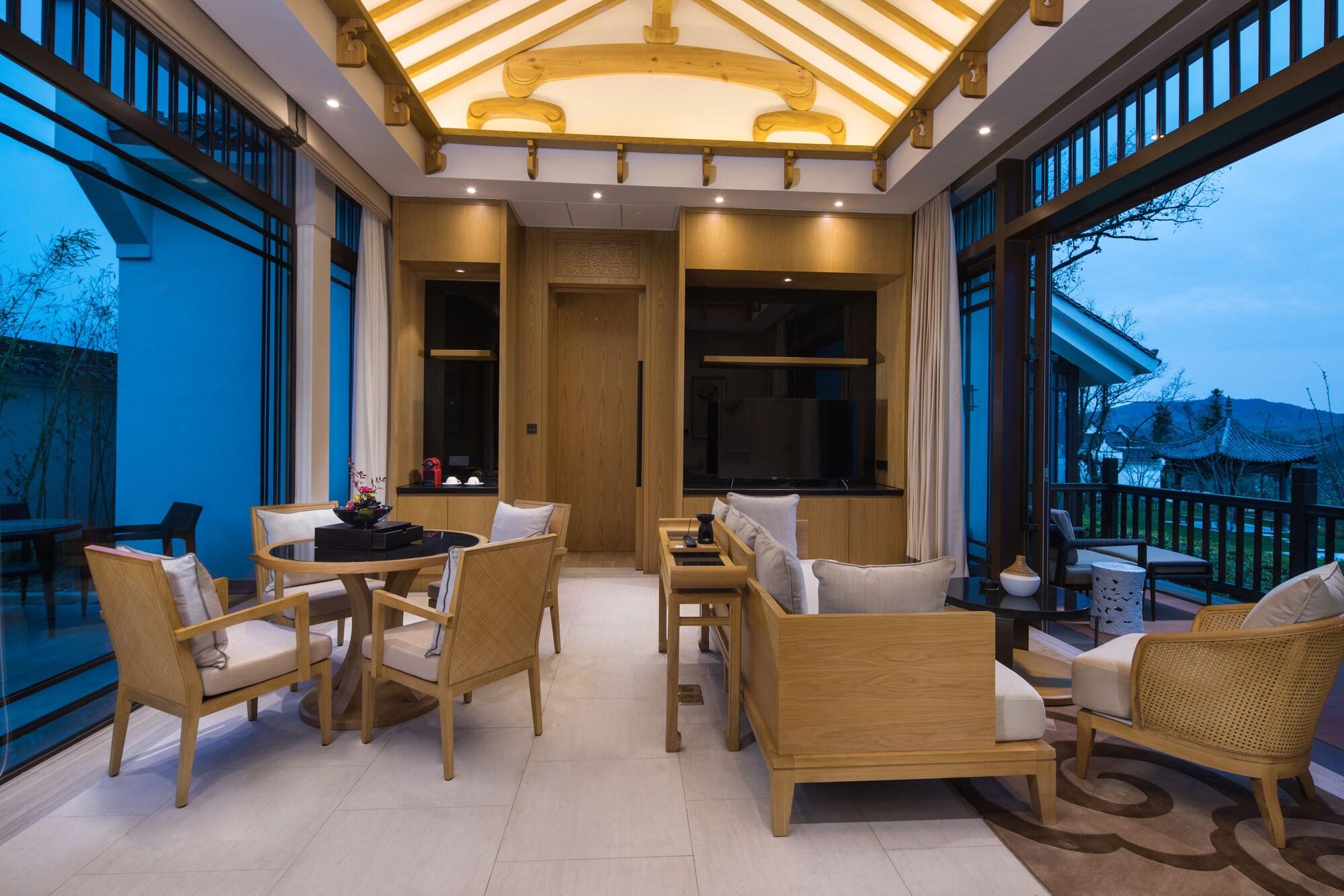 Banyan Tree Hotel Huangshan-The Ancient Charm Of Huizhou, A Paradise المظهر الخارجي الصورة