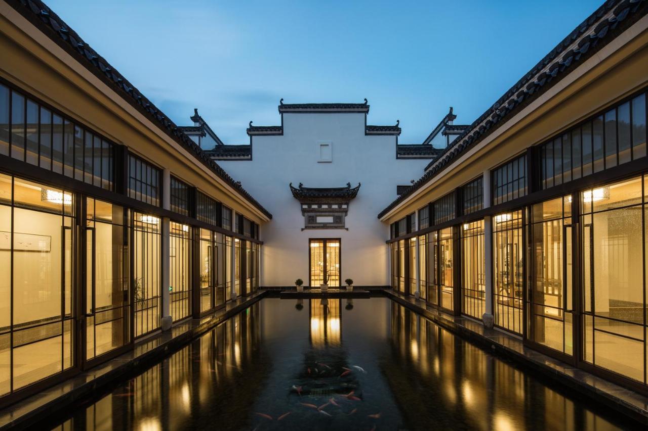 Banyan Tree Hotel Huangshan-The Ancient Charm Of Huizhou, A Paradise المظهر الخارجي الصورة