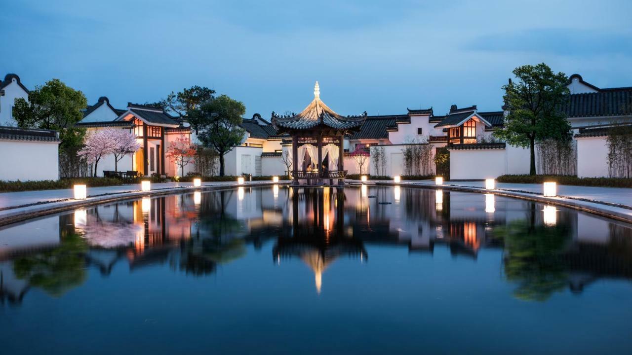 Banyan Tree Hotel Huangshan-The Ancient Charm Of Huizhou, A Paradise المظهر الخارجي الصورة
