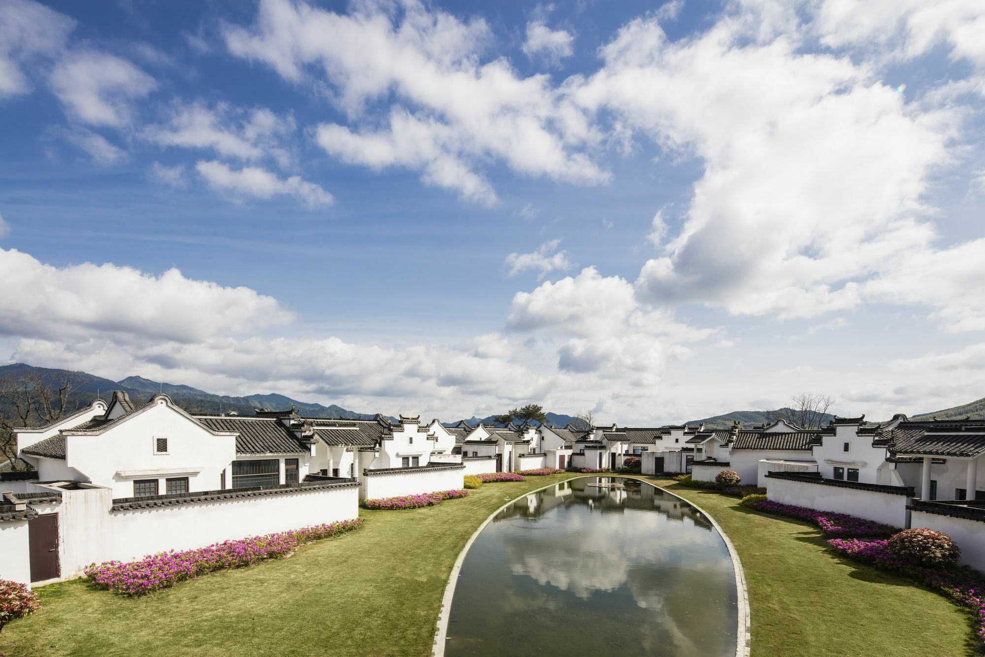 Banyan Tree Hotel Huangshan-The Ancient Charm Of Huizhou, A Paradise المظهر الخارجي الصورة